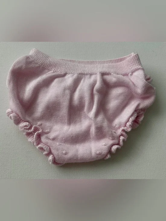 Mayoral girl’s Light Pink Knit Diaper Cover with Ruffle Trim. Size Newborn.