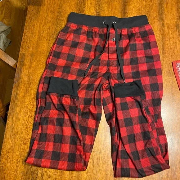 Fruit of the loom, buffalo plaid long Johns. Size small