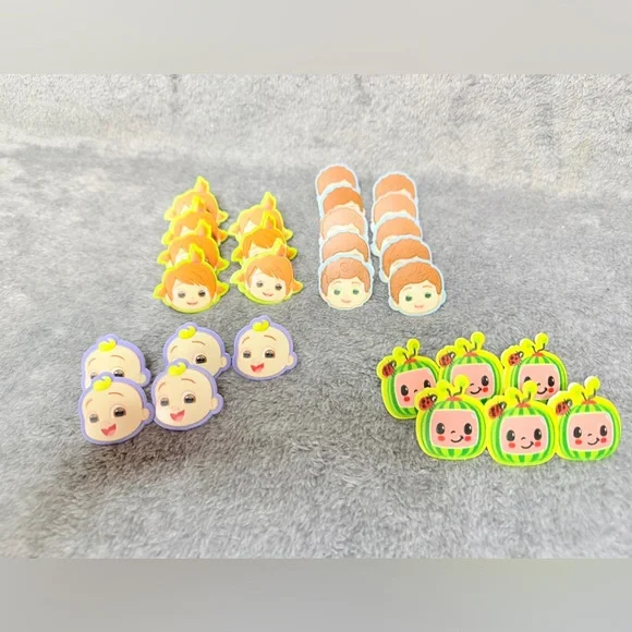 28 pieces Cocomelon cupcake rings