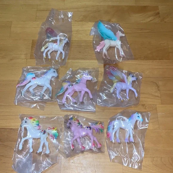 New 8 Unicorn figures collection - cake toppers - rainbow - figures
