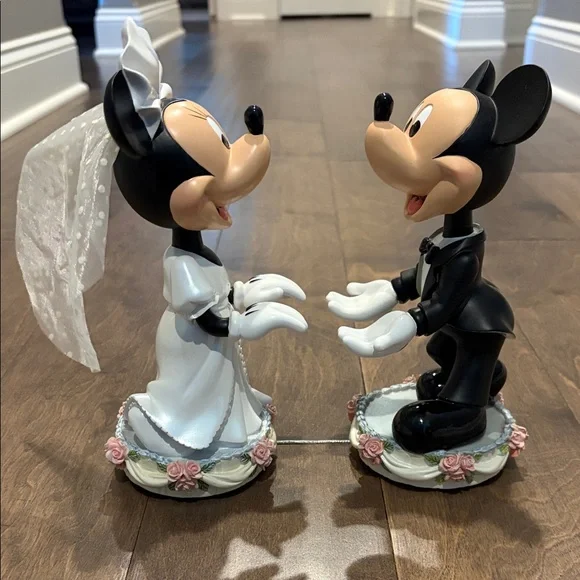 Mickey and Minnie Wedding Cake Topper