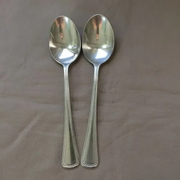 Oneida Craft 2 Oval Soup Spoons Needlepoint Beaded Artisty Stainless Steel 7 in