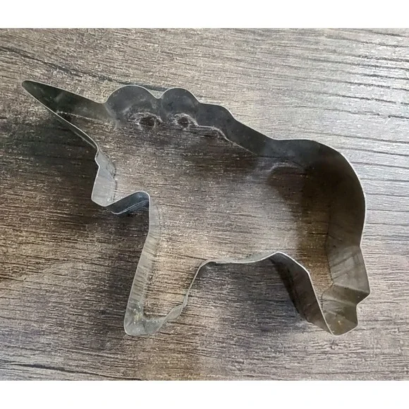Vintage Unicorn Cookie Cutter Metal D6