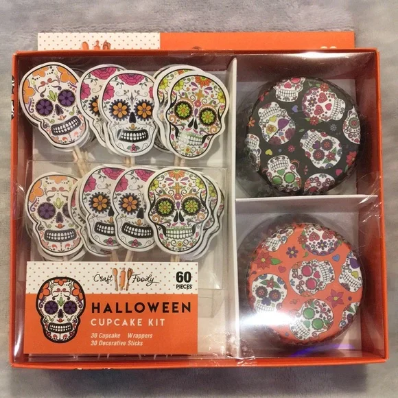 Skull Halloween Dia Des Las Muertos Cupcake Kit NWT set of 30 liners & picks