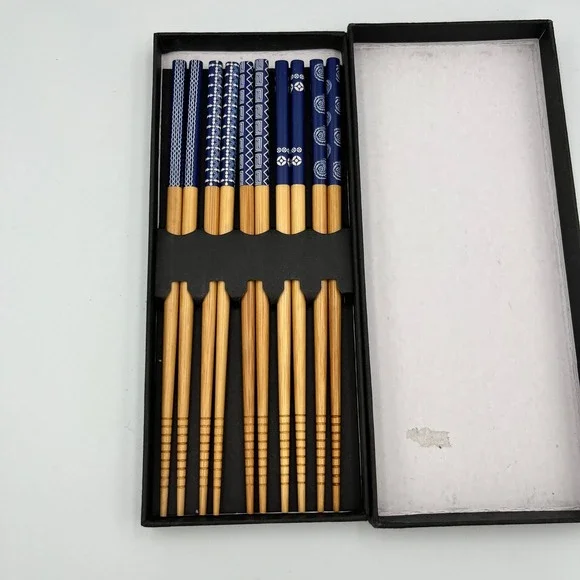 Japanese Chopsticks Set Nanzhi Bamboo‎ Wood Blue Patterned with Case