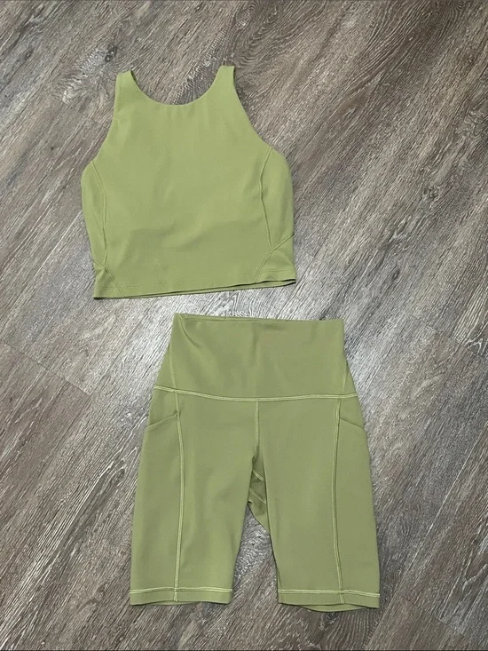 EUC Lululemon Matching Align Bronze Green Set. Size 4