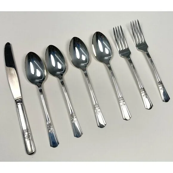 7pcs Wm Rogers IS EPNS Silverplated SOVEREIGN Flatware Knife Dinner Forks Spoons