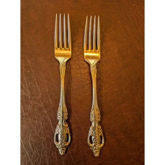 Oneida Renoir-Pembrooke Stainless Steel Salad Forks Set of 2 Ornate Floral Rose