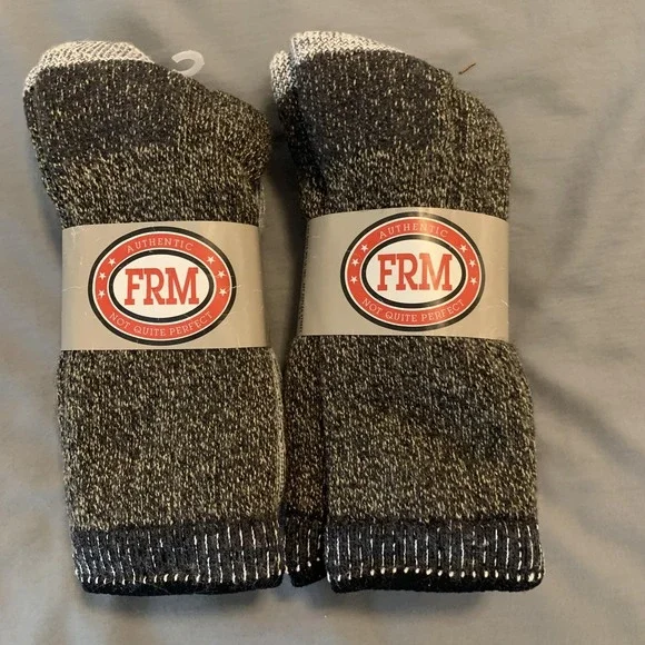 FRM Outdoor Socks Lot Of 2 Mens Large Gray Wool Blend‎ Mid Calf USA Warm