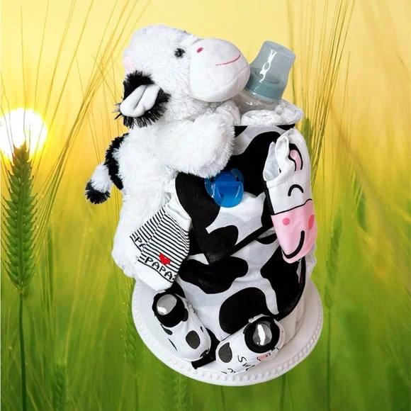 Cow Diaper Cake, Farm Baby Shower, Farm Theme