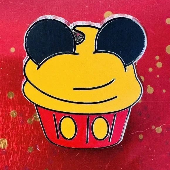 Disney pin 82948 Mickey Mouse Character Cupcake treat food ears buttons snacks