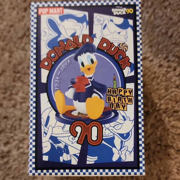 Donald Duck 90th Birthday Figurine by