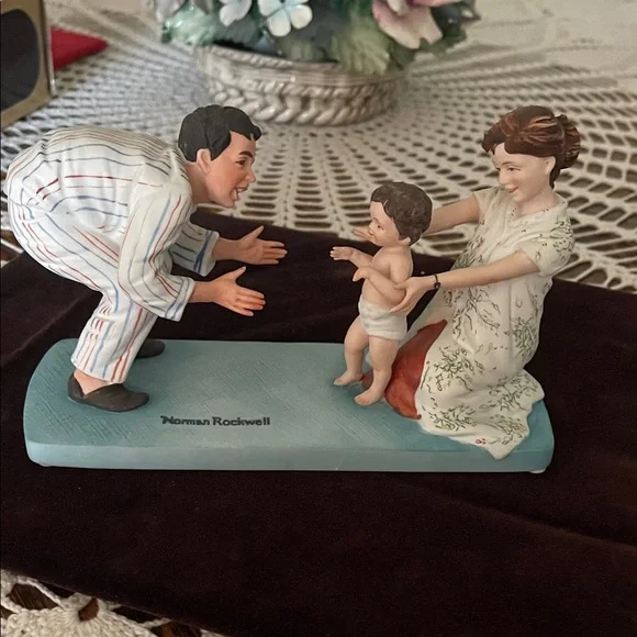 Norman Rockwell Baby’s first step- Multicolor