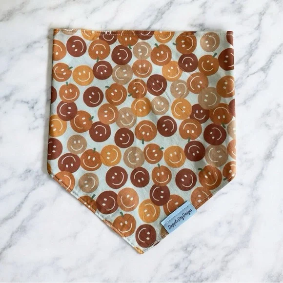DOG Bandana - Pumpkin Smileys - Size L Large