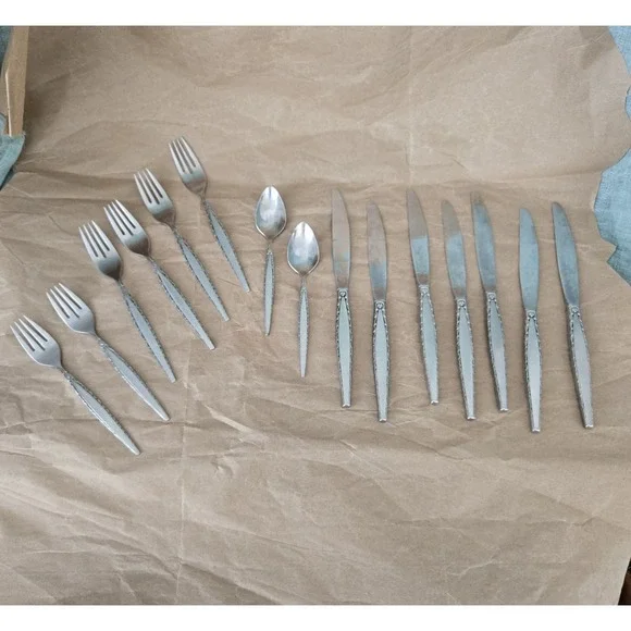 Oneida Community VENETIA Stainless Steel Burnished Finish Flatware 15 Pieces
