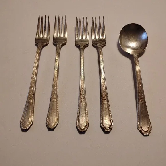 Wm Rogers CHALFONTE Silverplate International 1926‎ Silverware 4-Dinner Forks