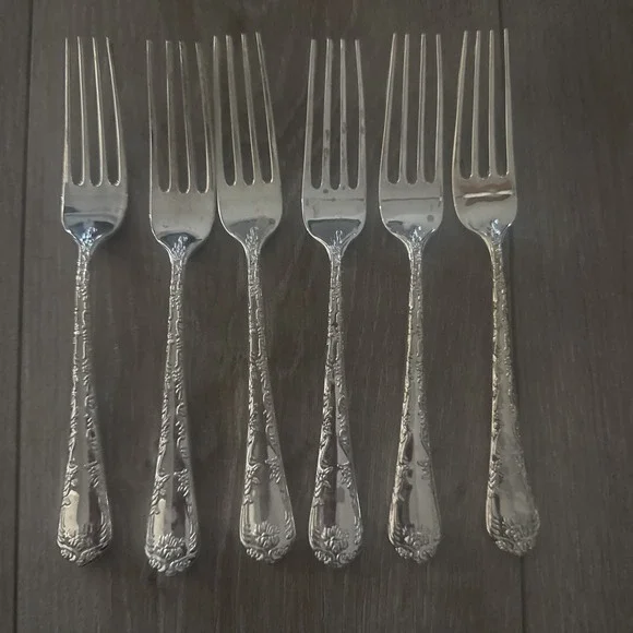 Wm Rogers & Son International Silver Silverplate Enchanted Rose‎ 6 Dinner Forks