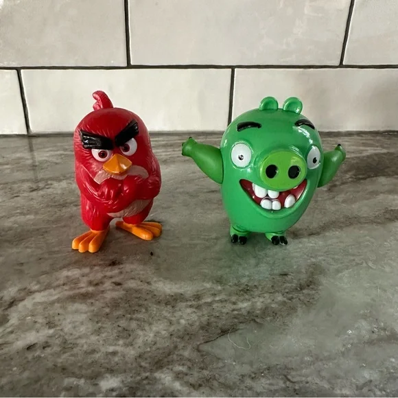 Angry Birds Red Bird & Bad Piggy Cake Topper Set