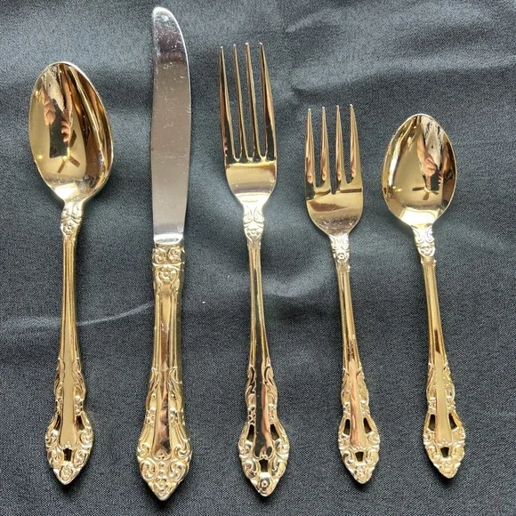 Royal Splendor Supreme Cutlery Gold Color Stainless Flatware Japan‎ 5pc Setting