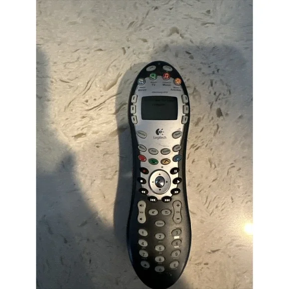 Logitech Harmony 670 Universal Programmable Remote Tested Working