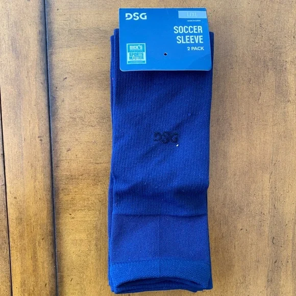 NWT DSG Navy Soccer Sleeve Pack L/XL