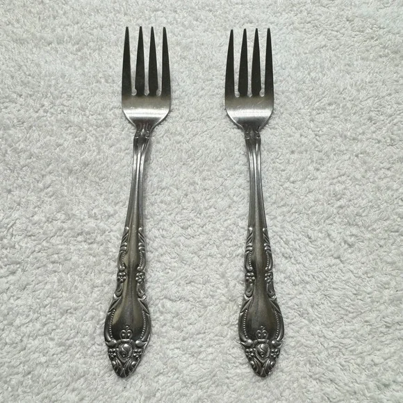 SET 2 DESERT FORKS ONEIDA NORTHLAND MALMAISON STAINLESS ATEEL KOREA ROSE