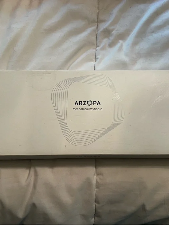 NEW Sealed ARZOPA K81 Gaming Mechanical Wired Compact Keyboard