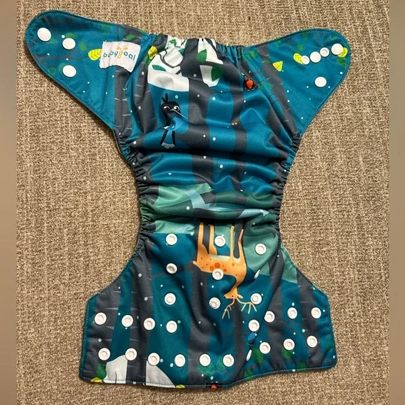 Pocket Cloth diaper cover with 3 inserts