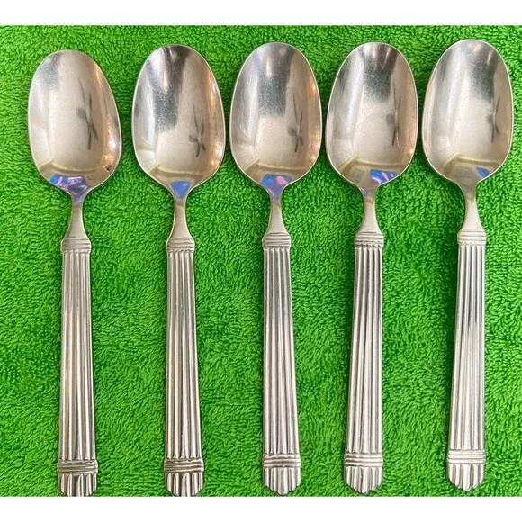 Wallace CHARDONNAY Stainless 18/8 Oval Place Soup Spoons Set of‎ 5