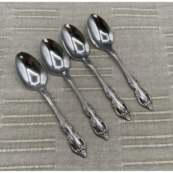 Oneida Community BRAHMS Teaspoons 4pcs Stainless Flatware Spoons 6