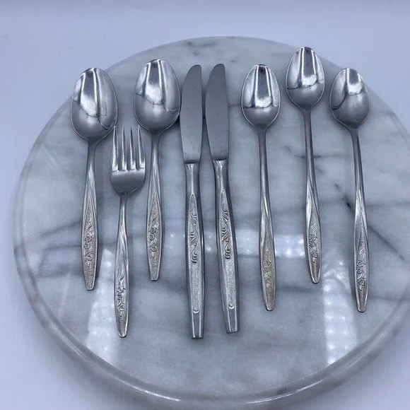 Superior Stainless USA Mixed Flatware 8pc Set Radiant Rose Pattern Silver MCM