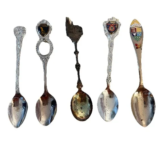 Vintage Canadian & Miscellaneous Souvenir‎ Spoons Set Of Five