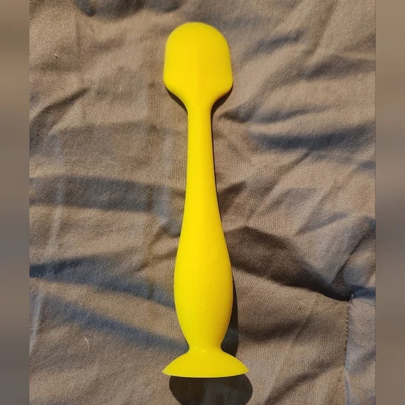 Yellow Silicone baby bum diaper cream spreading Spatula