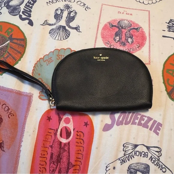 Kate Spade Jackson Half Moon Wristlet