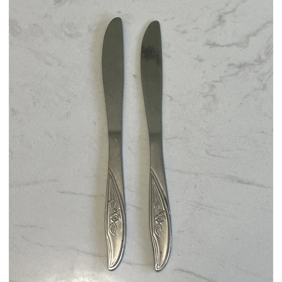 UTICA Stainless Steel Flatware Cameo Rose Oval Butter Knife USA 2