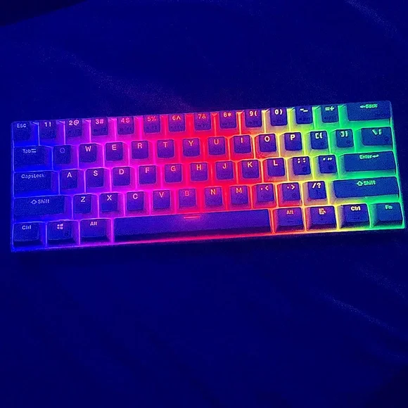 Selling: Rk Royal Kludge 61 60% Keyboard. Wireless. For gaming or work.