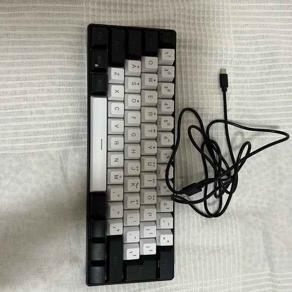 Gaming keyboard