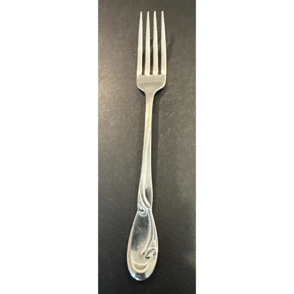 Oneida Deluxe Calla Lily Dinner Fork Stainless Steel Vintage