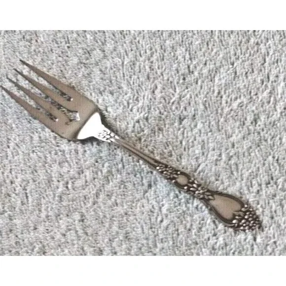 Vtg Oneida HUNTINGTON Wm A Rogers Premier Stainless Salad Fork Discontd‎ '77-'91