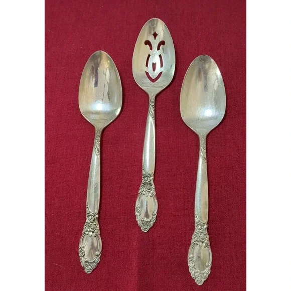 Oneida Community‎ COUNTRY LANE/BALLAD Serving Spoons (3) 1 Slotted, 2 Solid