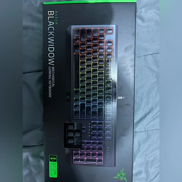 RAZER aGREEN SWITCHES TACTILE AND CLICKY