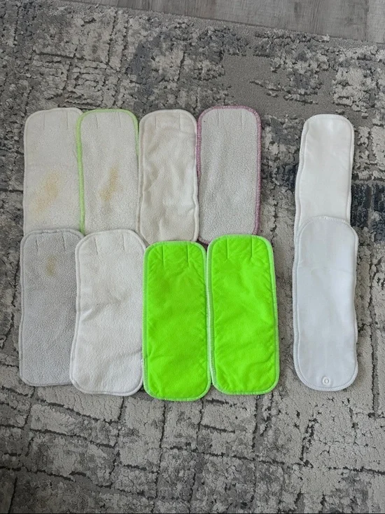 8 Ragababe + 2 no brand cloth reusable diaper inserts size small / doubler