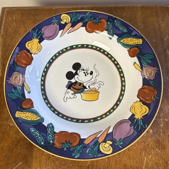 Disney Stoneware Minnie Mouse Soup Bowl Vegetable Rim Design Vintage Salad Dish‎