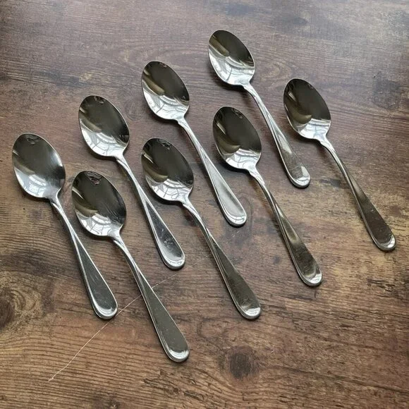Oneida USA Flight Reliance Dinner Place Oval Soup Spoon Set of 8 Stainless Steel