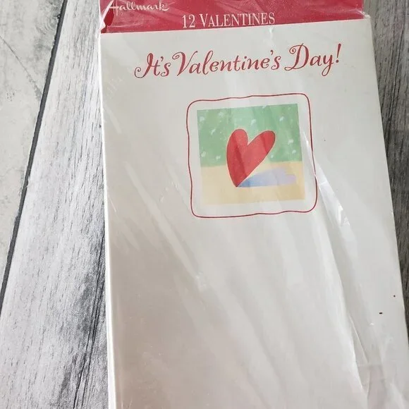 Hallmark Valentines Day Greeting Cards w/envelopes - Pack 12 Cards