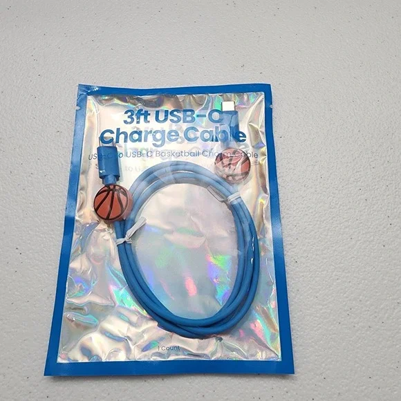 Wired Earbuds 3.5 AUX CABLE/ 3FT CHARGE CABLE USB-C Basketball Charm Brand New