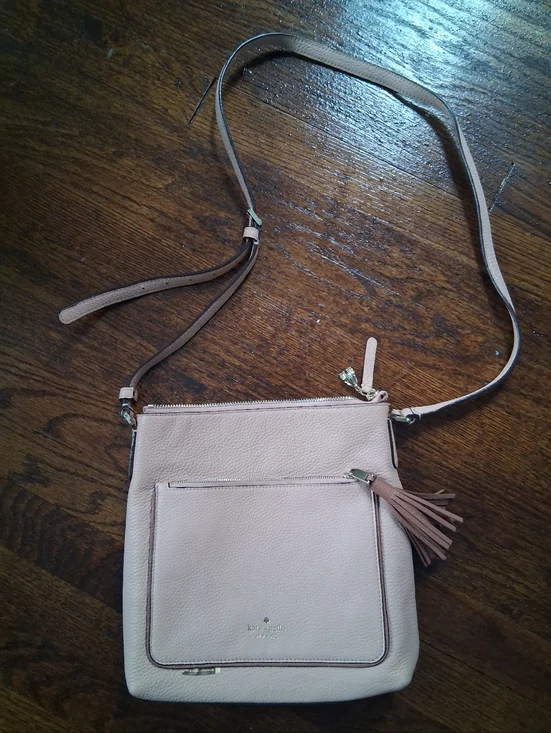 Kate Spade- Leather Crossbody Bag in Light Pink