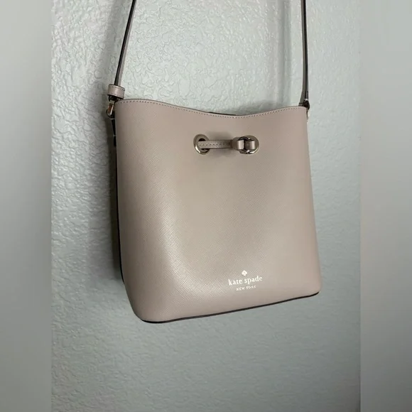 Kate Spade Eva Bucket Bag Cream Tan Crossbody