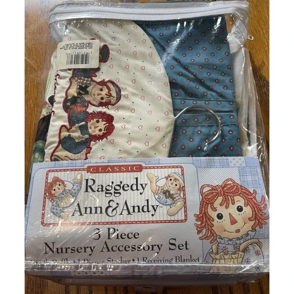 90s Vintage Classic Raggedy Ann and Andy Nursery Accessory Set Crib Diaper Stack