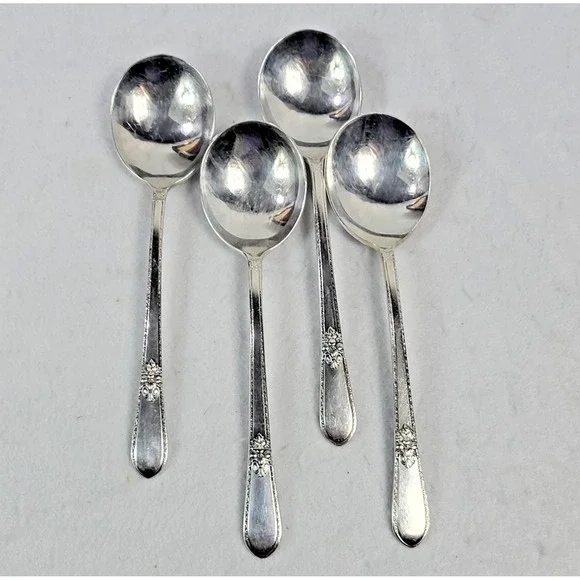 1847 Rogers & Bros Adoration Int'l Silverplate Soup Spoon Lot of 4